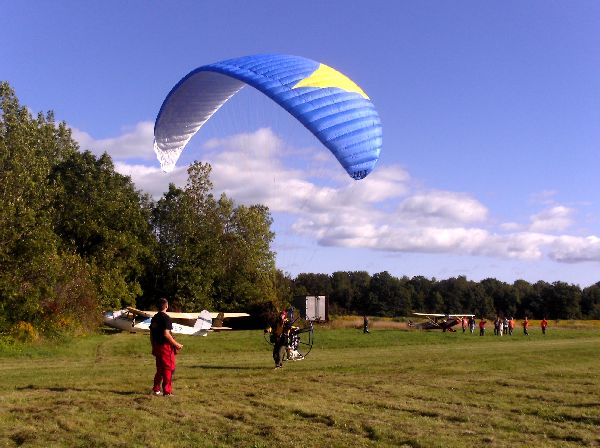 Chris Miller reverse launching his Sky Lift Paraglider